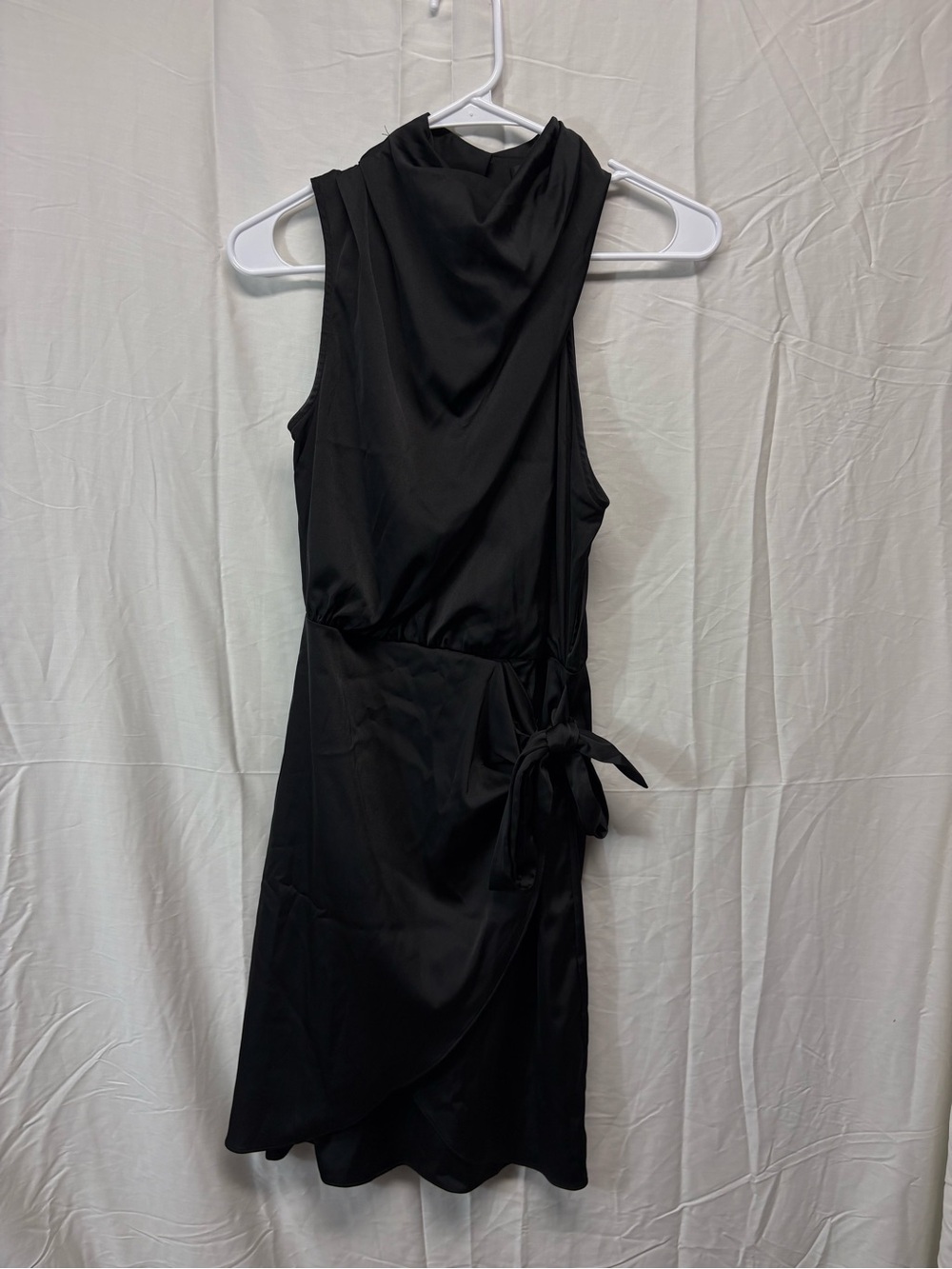 Zesica Satin Cowl Neck Black Dress Size Small
